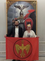 Сергей и Мира с флагом движения в музее